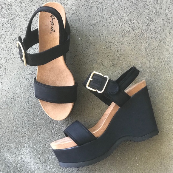 Qupid Shoes - 1 left! Qupid Eloise Black Platform Wedge Sandal